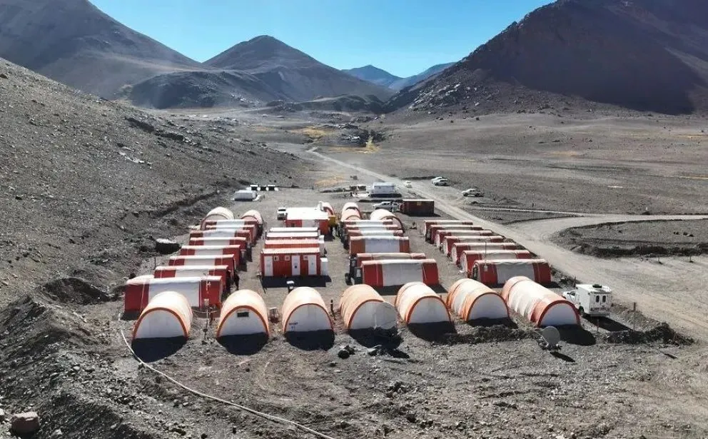 Calentura por mil en el Gobierno por un asado organizado por una consultora mendocina para el “círculo cerrado” de la minería